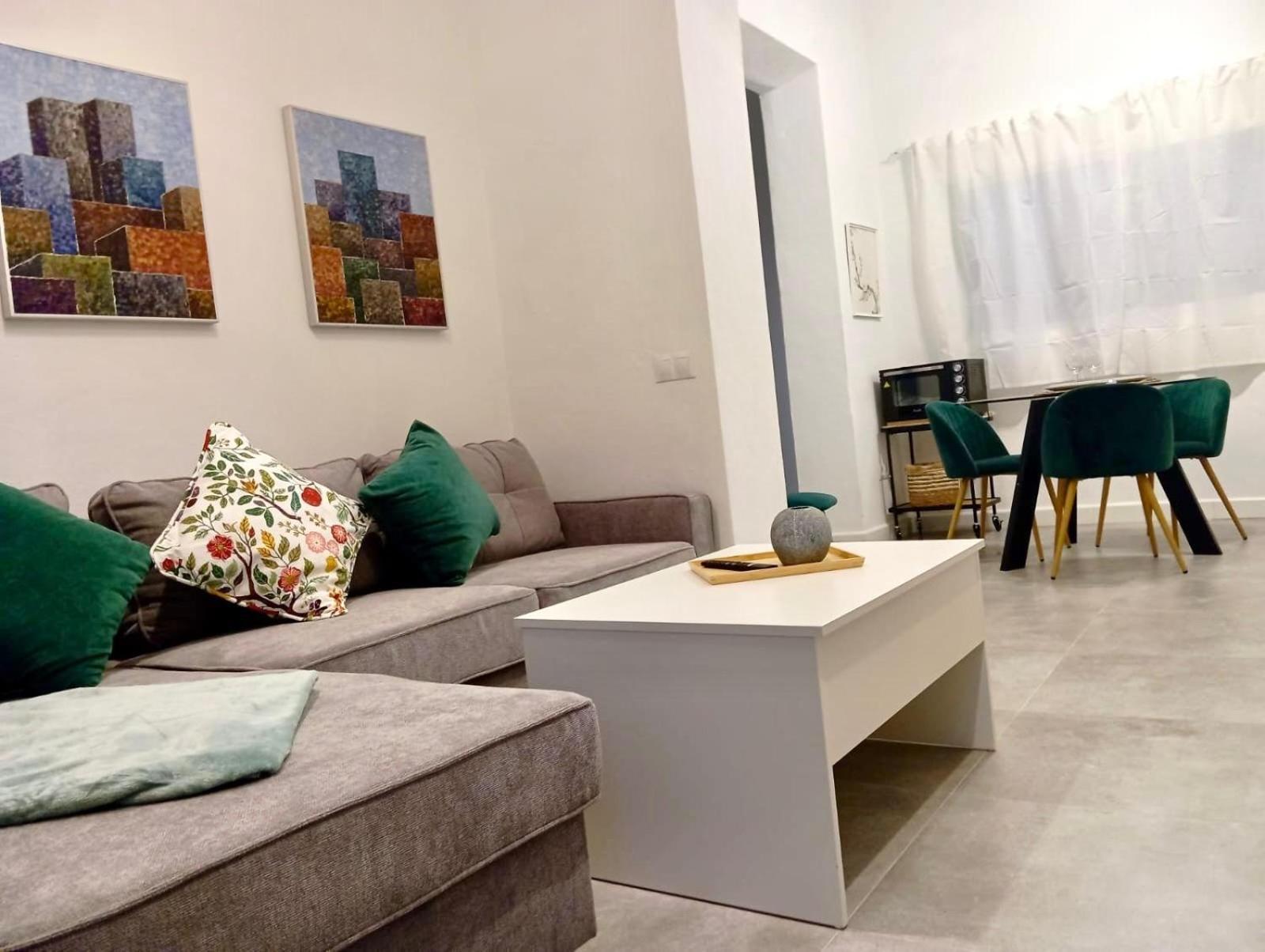 מאלגה Vacational Homes South Organic מראה חיצוני תמונה